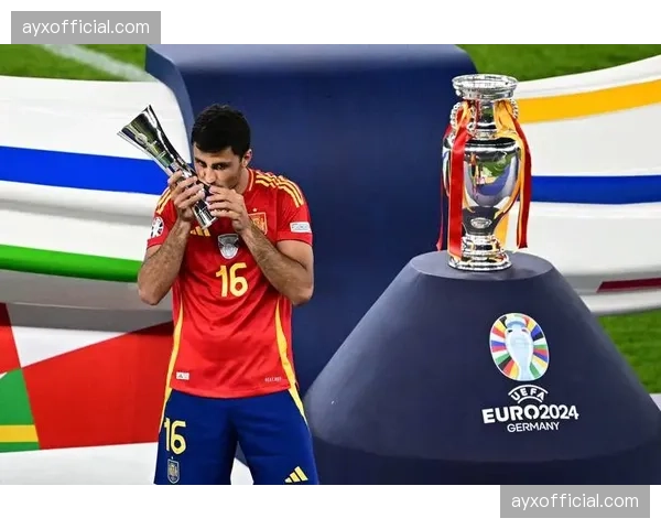 镜头故事:贝林厄姆与对方后腰的跑动缠斗贯穿整场比赛 镜头故事:贝林厄姆与对方后腰的跑动缠斗贯穿整场比赛